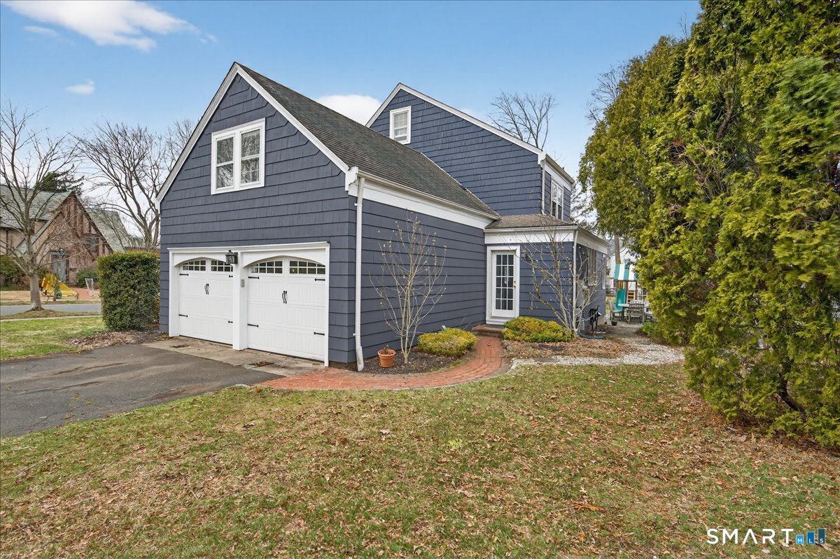 88 Churchill Road Hamden, CT 06517 - Photo 35 of 40