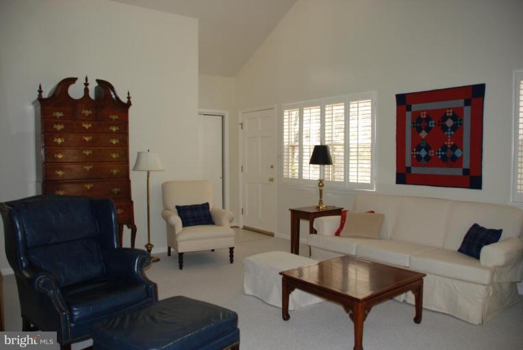 8522 Durham Court Springfield, VA 22151 - Photo 13 of 24 Family Room #2
