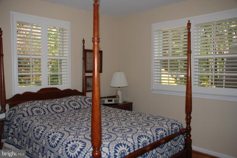 8522 Durham Court Springfield, VA 22151 - Photo 7 of 24 Master Bedroom