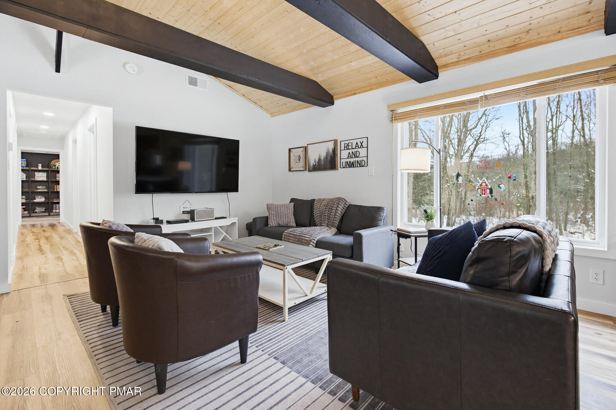 1109 Silver Lake Road Dingmans Ferry, PA 18328 - Photo 25 of 52 Living Room