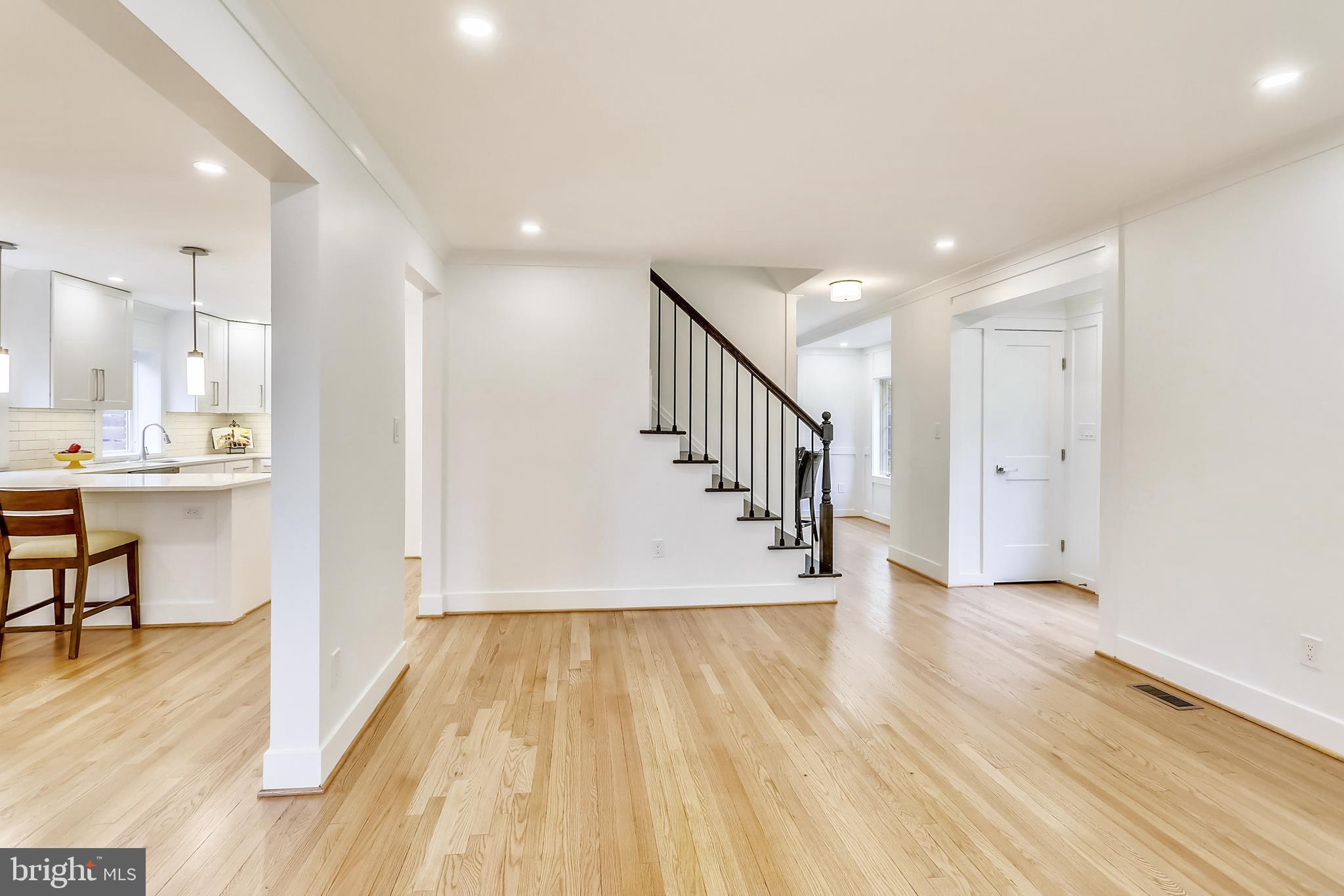 9708 Marshall Avenue Silver Spring, MD 20901 - Photo 14 of 34