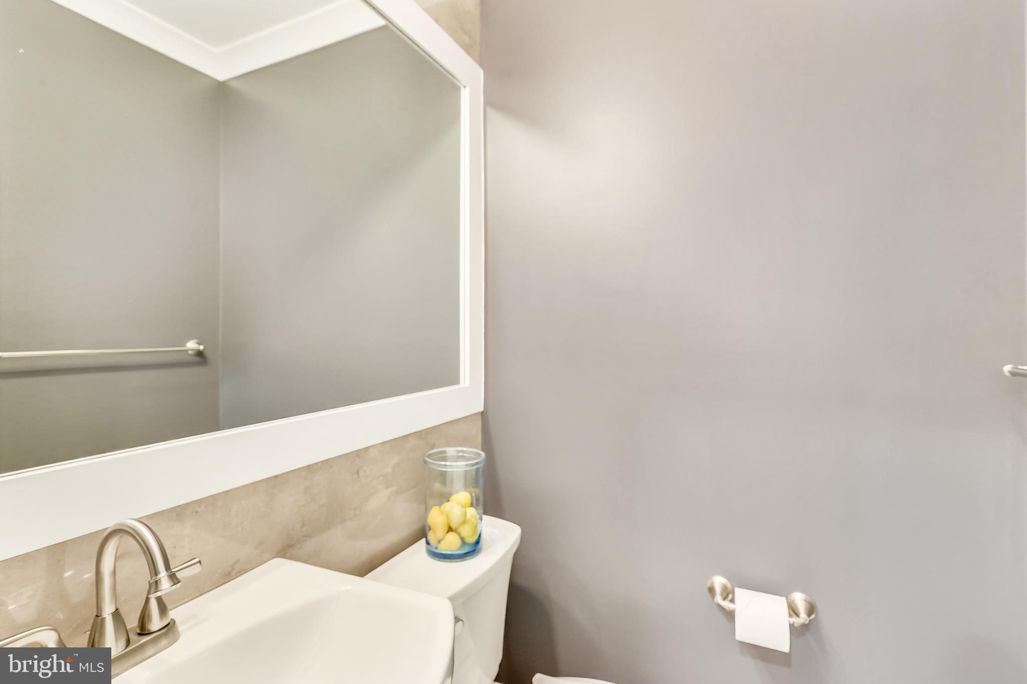 9708 Marshall Avenue Silver Spring, MD 20901 - Photo 20 of 34