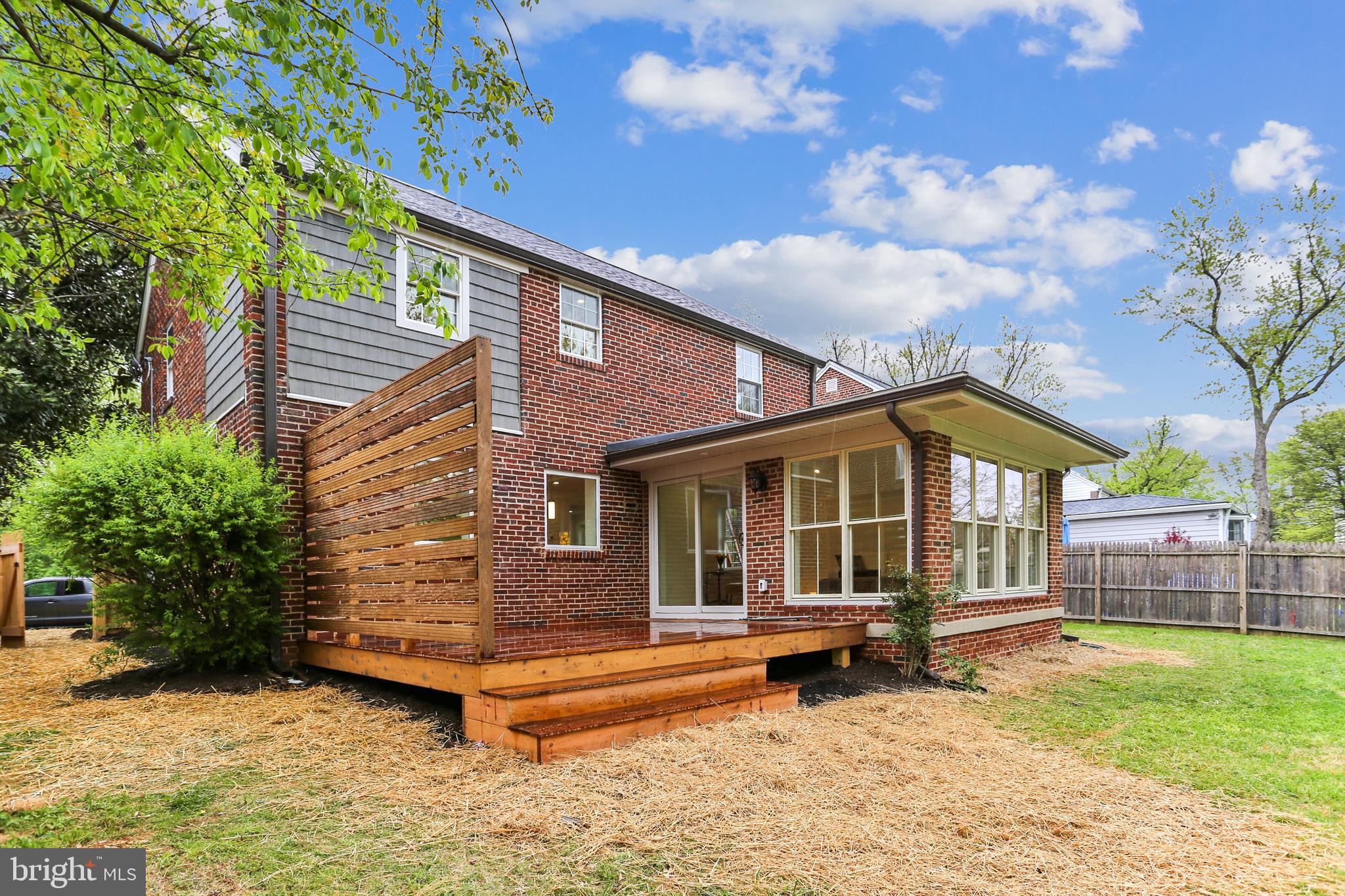 9708 Marshall Avenue Silver Spring, MD 20901 - Photo 7 of 34