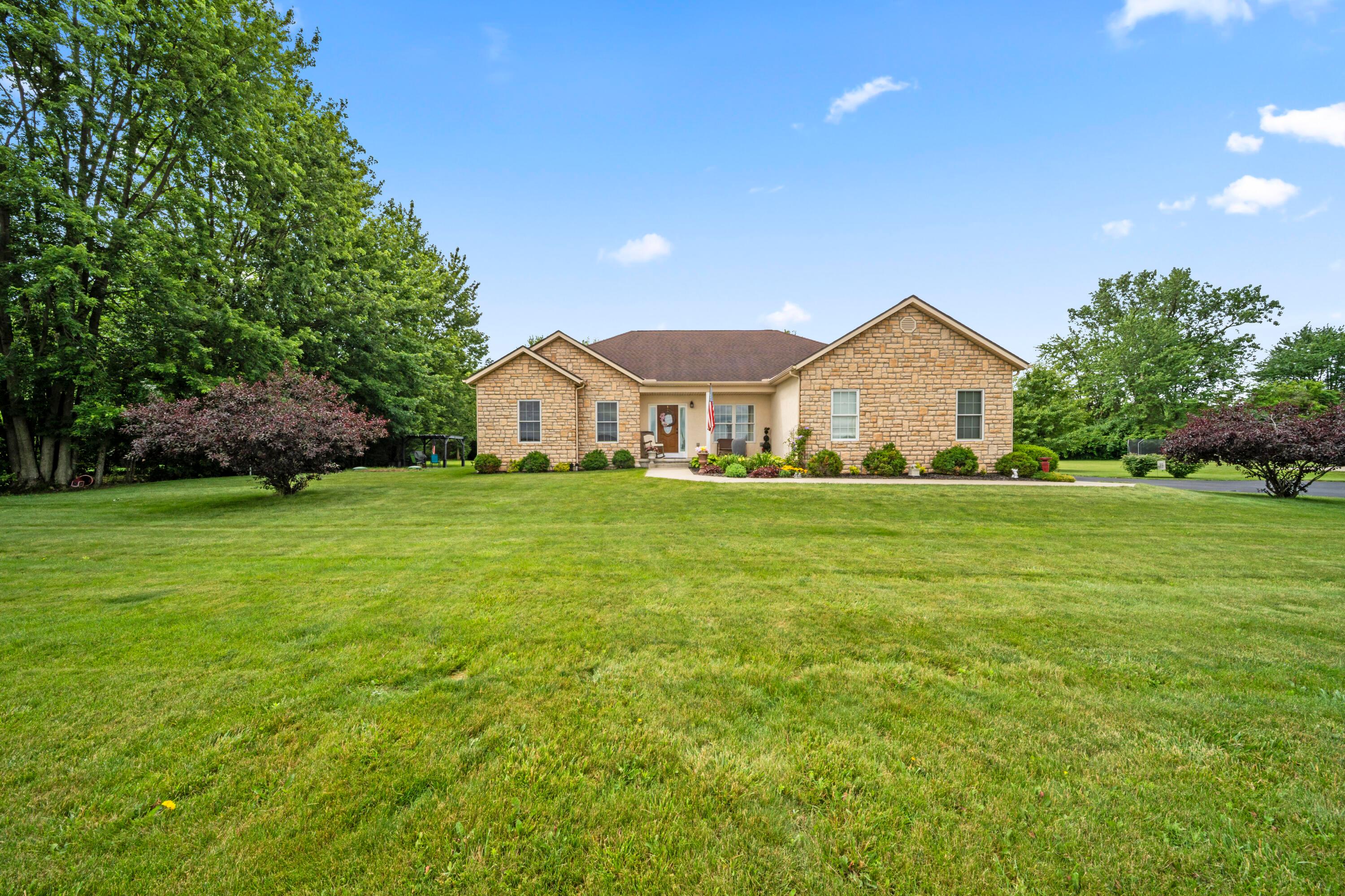 7280 Weldon Road Plain City, OH 43064 - Photo 3 of 79