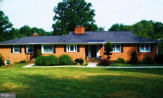 9110 Field Road Pikesville, MD 21208 - Photo 2 of 30 Exterior (Front)