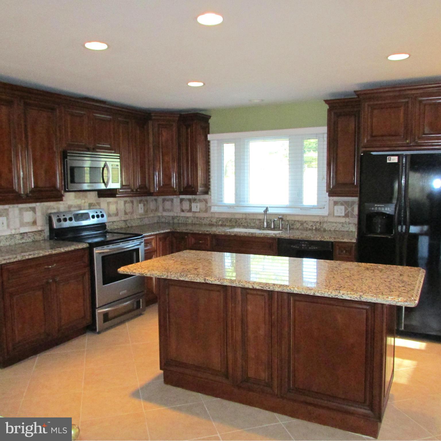 9110 Field Road Pikesville, MD 21208 - Photo 11 of 30 Kitchen