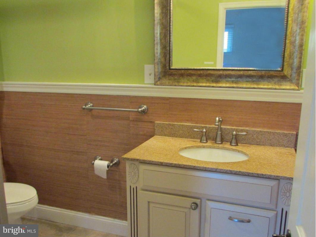 9110 Field Road Pikesville, MD 21208 - Photo 24 of 30 Bath (Master)