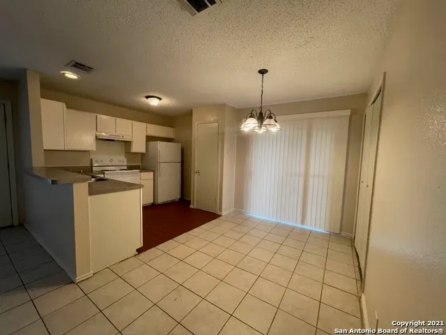 $995 | 5212 Meadow Field, Unit 1, San Antonio, TX 78250