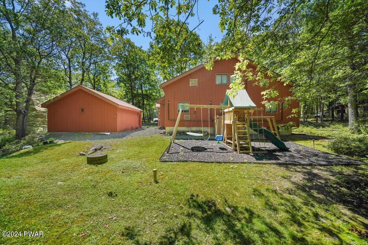 226 Maple Ridge Drive Hawley, PA 18428 - Photo 32 of 38