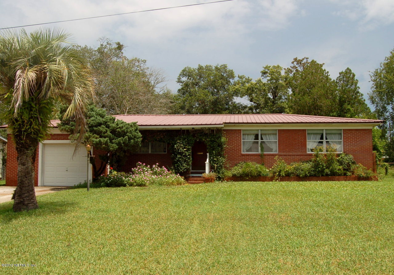 7347 Hennessy Road Jacksonville, FL 32244 - Photo 1 of 14 Front