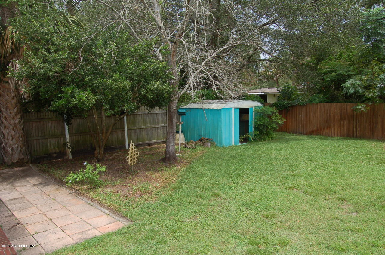 7347 Hennessy Road Jacksonville, FL 32244 - Photo 12 of 14 Backyard