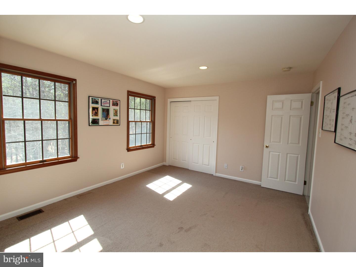 2 Arncliffe Rise Medford, NJ 08055 - Photo 16 of 24 Gallery Image 16