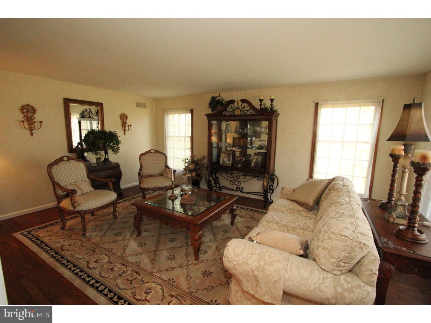 2 Arncliffe Rise Medford, NJ 08055 - Photo 3 of 24 Gallery Image 3