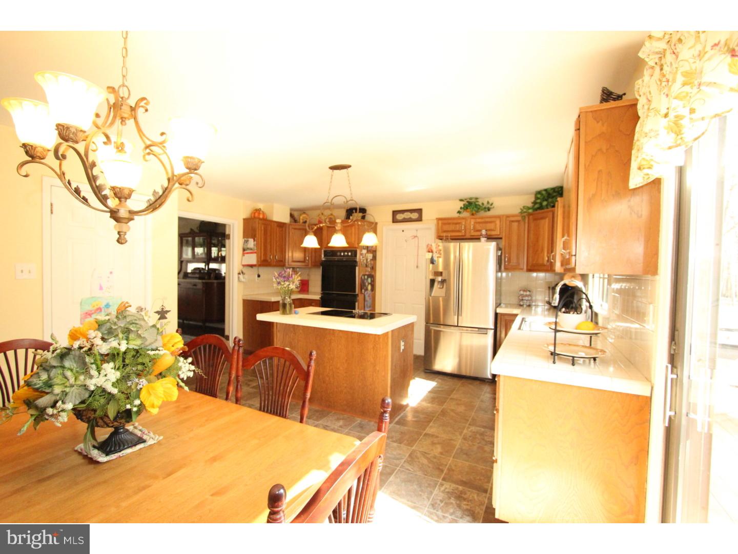 2 Arncliffe Rise Medford, NJ 08055 - Photo 6 of 24 Gallery Image 6