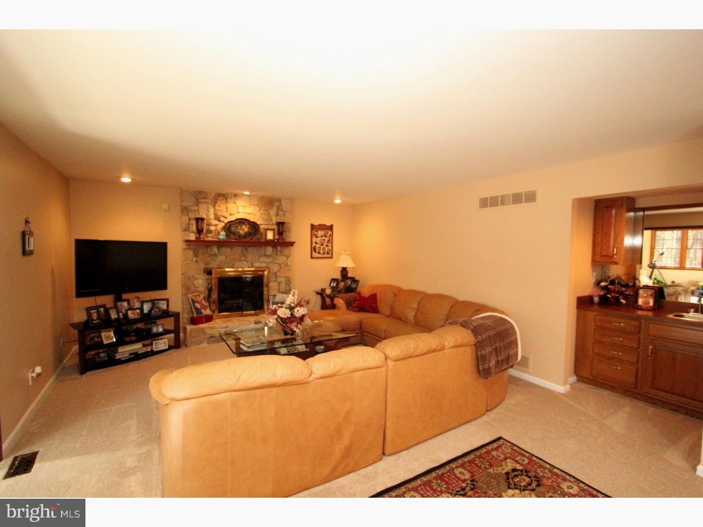 2 Arncliffe Rise Medford, NJ 08055 - Photo 10 of 24 Gallery Image 10