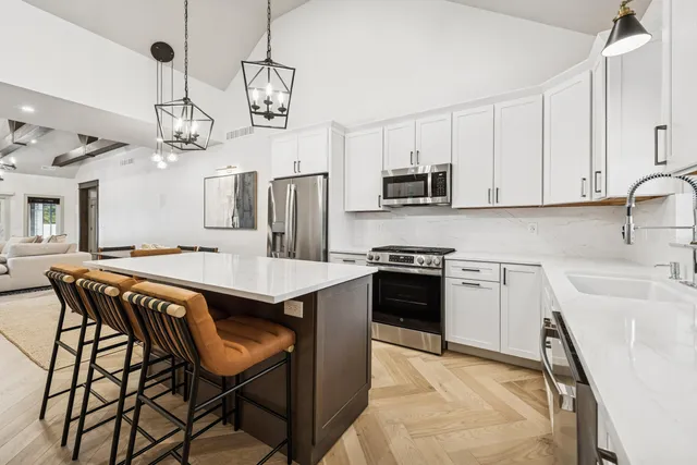 $795,000 | 3134 East Drive, Lyons, WI 53147