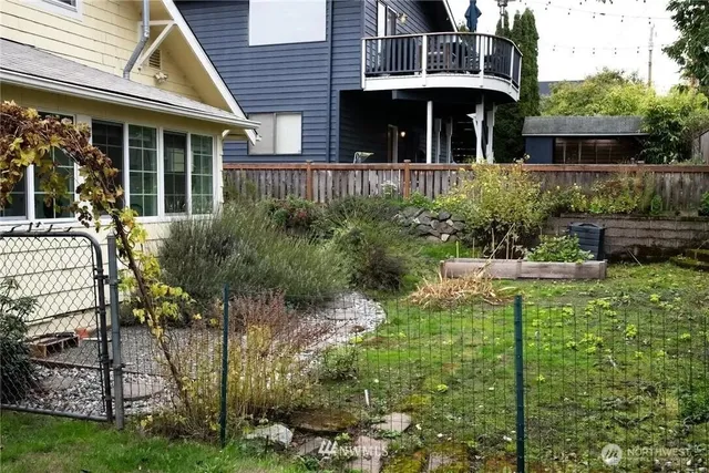 $3,750 | 2651 Northwest 87th Street, Seattle, WA 98117