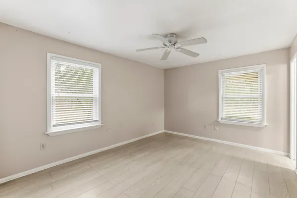 $2,400 | 7585 Skipper Lane, Tallahassee, FL 32317