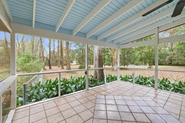 $2,400 | 7585 Skipper Lane, Tallahassee, FL 32317