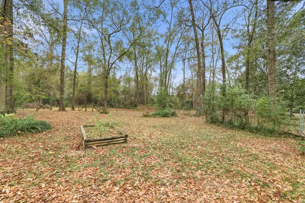 $2,400 | 7585 Skipper Lane, Tallahassee, FL 32317