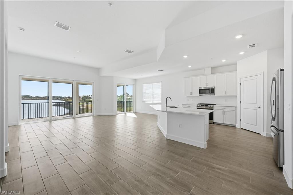 16386 Willowgreen Road, Unit 721 Punta Gorda, FL 33982 - Photo 8 of 19