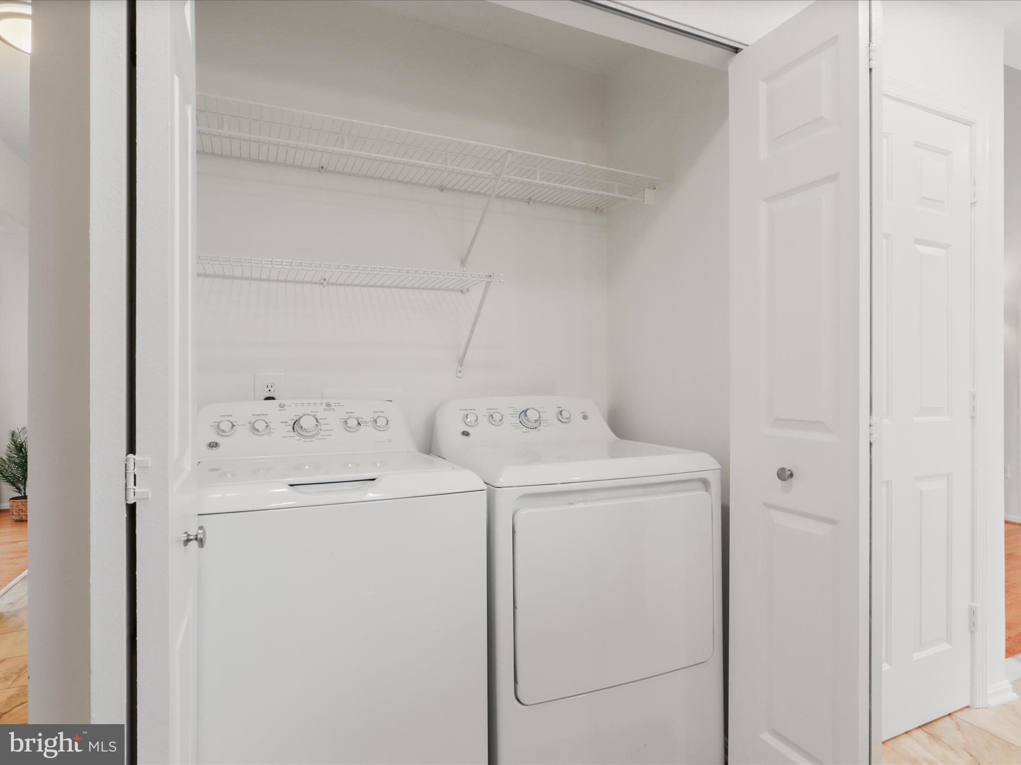 332 Silver Ridge Drive Sterling, VA 20164 - Photo 19 of 53 a utility room with dryer and washer