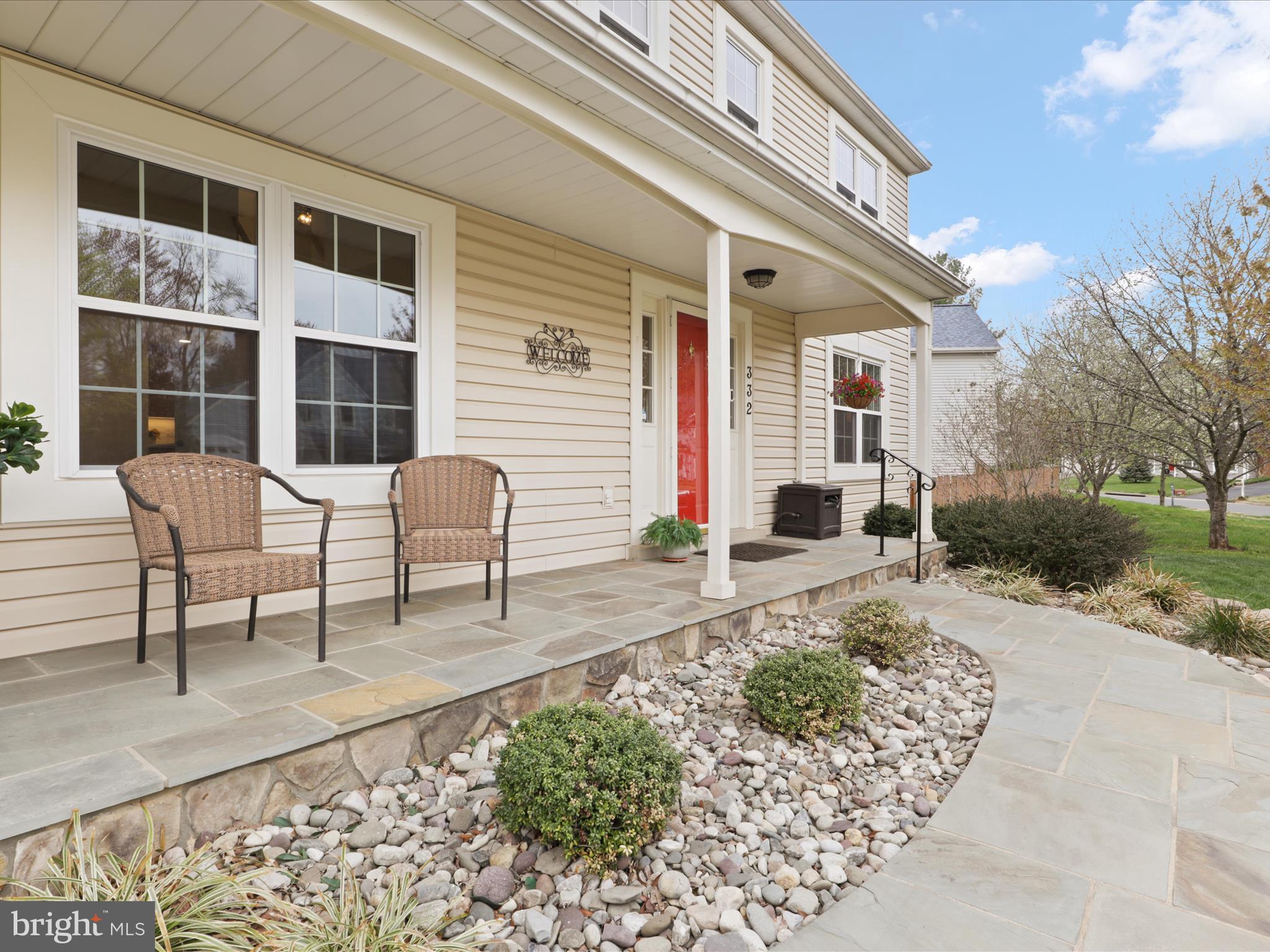 332 Silver Ridge Drive Sterling, VA 20164 - Photo 3 of 53 a view of a house with backyard and sitting area