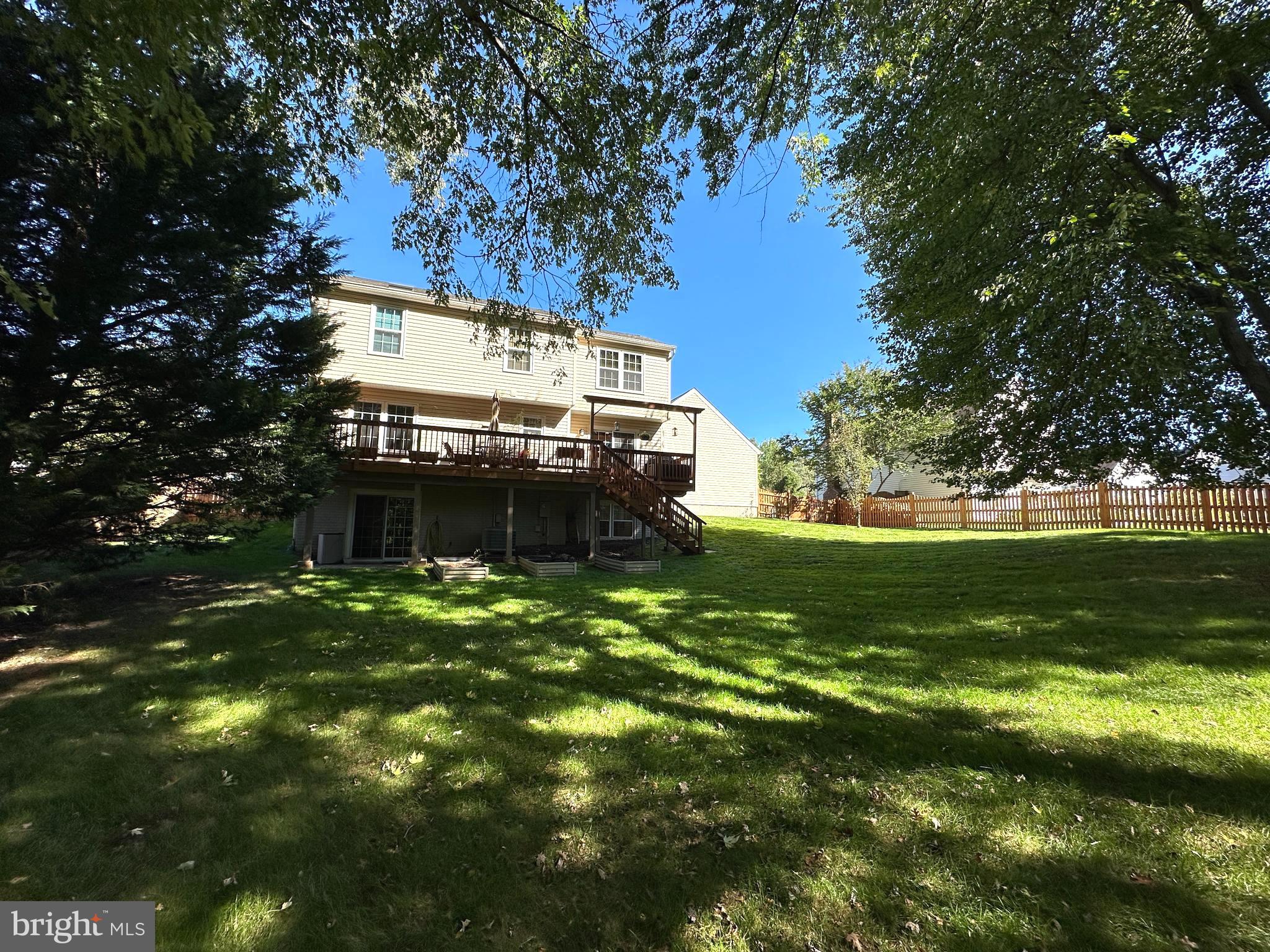 332 Silver Ridge Drive Sterling, VA 20164 - Photo 4 of 53 a view of a house with a big yard
