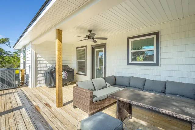 $445,000 | 88 Warbird Circle, Panacea, FL 32346