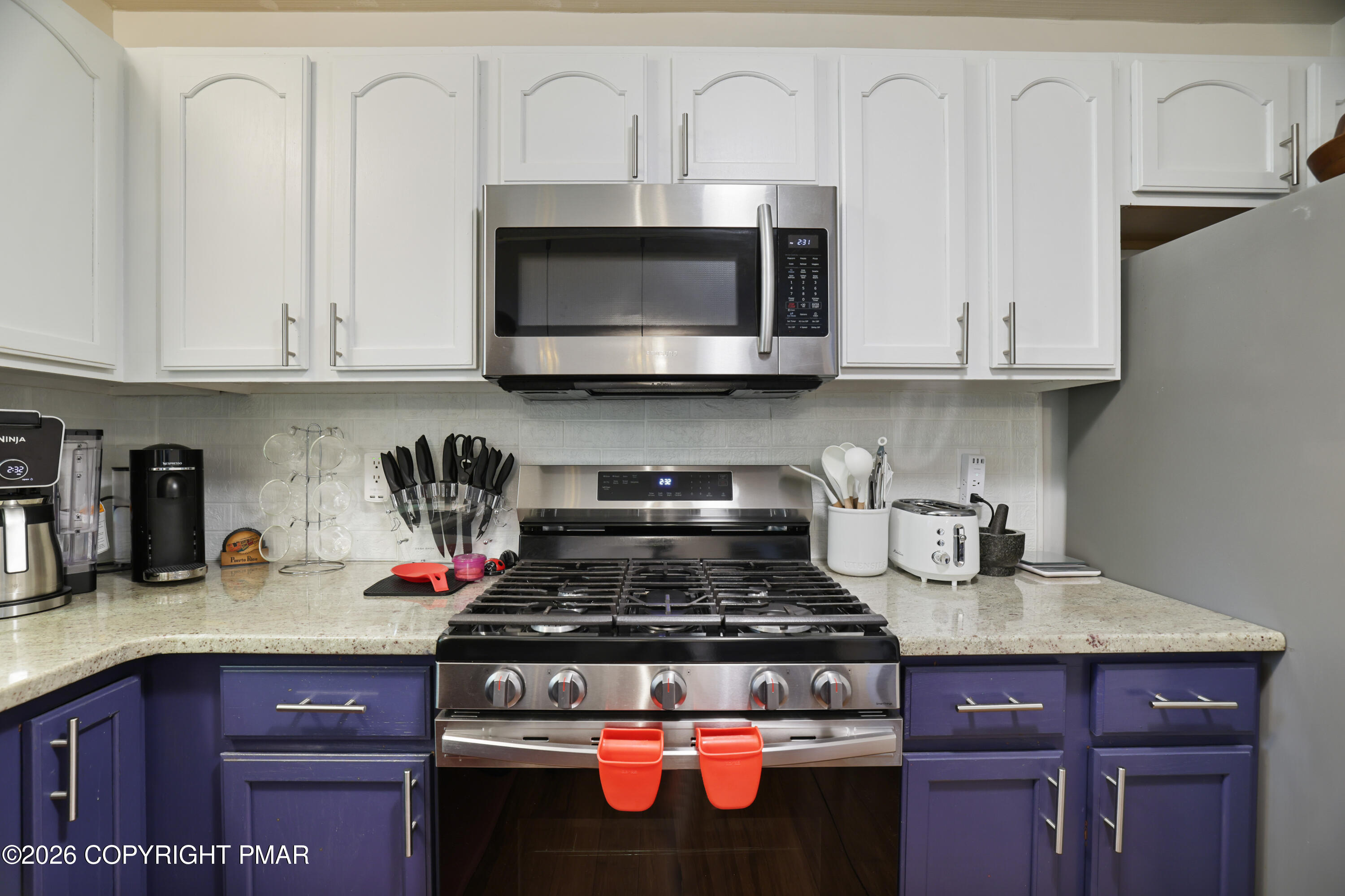 155 Wellington Way Bushkill, PA 18324 - Photo 17 of 76 17- Kitchen