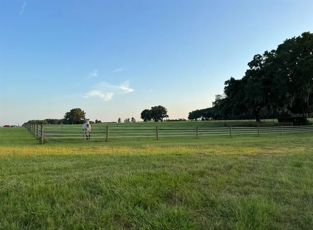 $3,000 | 1500 Southwest 210th Avenue, Unit BARN, Dunnellon, FL 34431