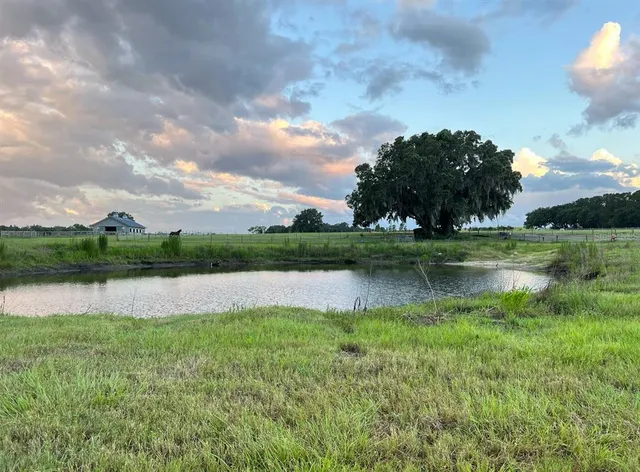 $3,000 | 1500 Southwest 210th Avenue, Unit BARN, Dunnellon, FL 34431