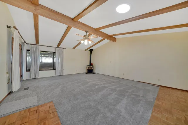 a view of empty room