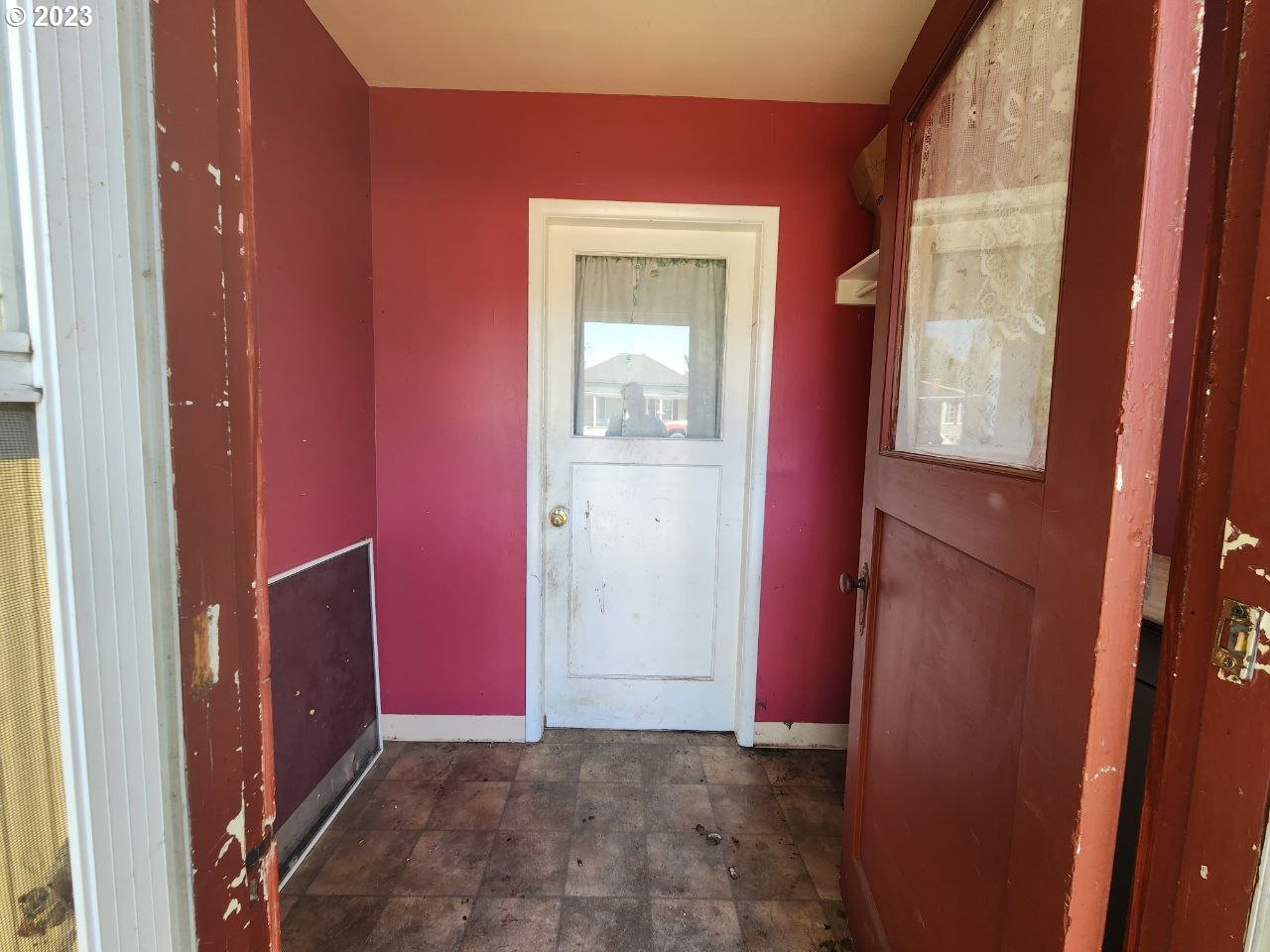 203 5th Street Moro, OR 97039 - Photo 3 of 15 Gallery Image 3