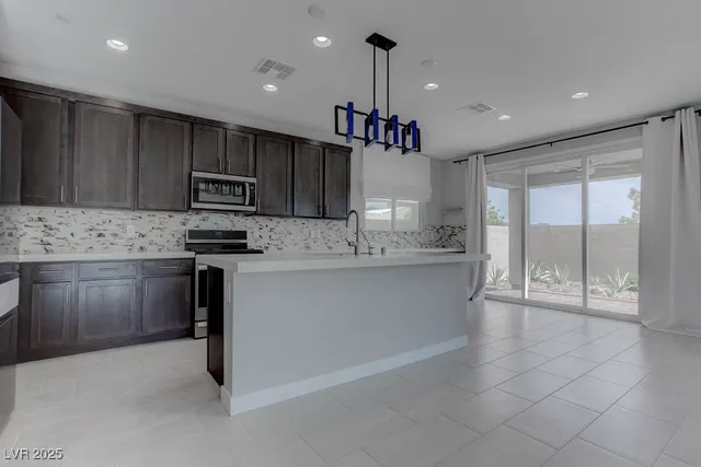 $2,750 | 8874 Howell Street, Las Vegas, NV 89166