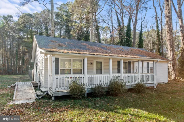 $2,000 | 16197 Thomas Road, Piney Point, MD 20674