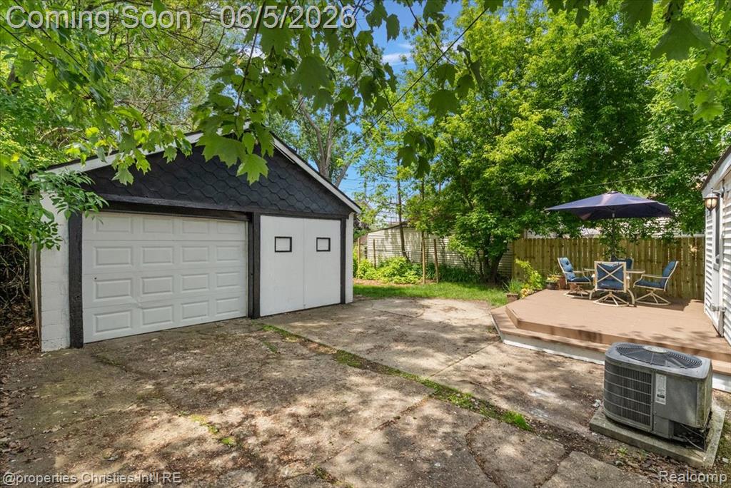 2715 Inman Street Ferndale, MI 48220 - Photo 23 of 29