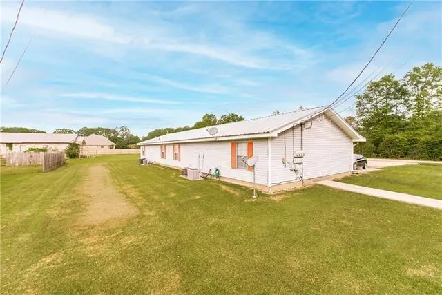 $900 | 196 North La Russa Lane, Unit 4, Independence, LA 70443