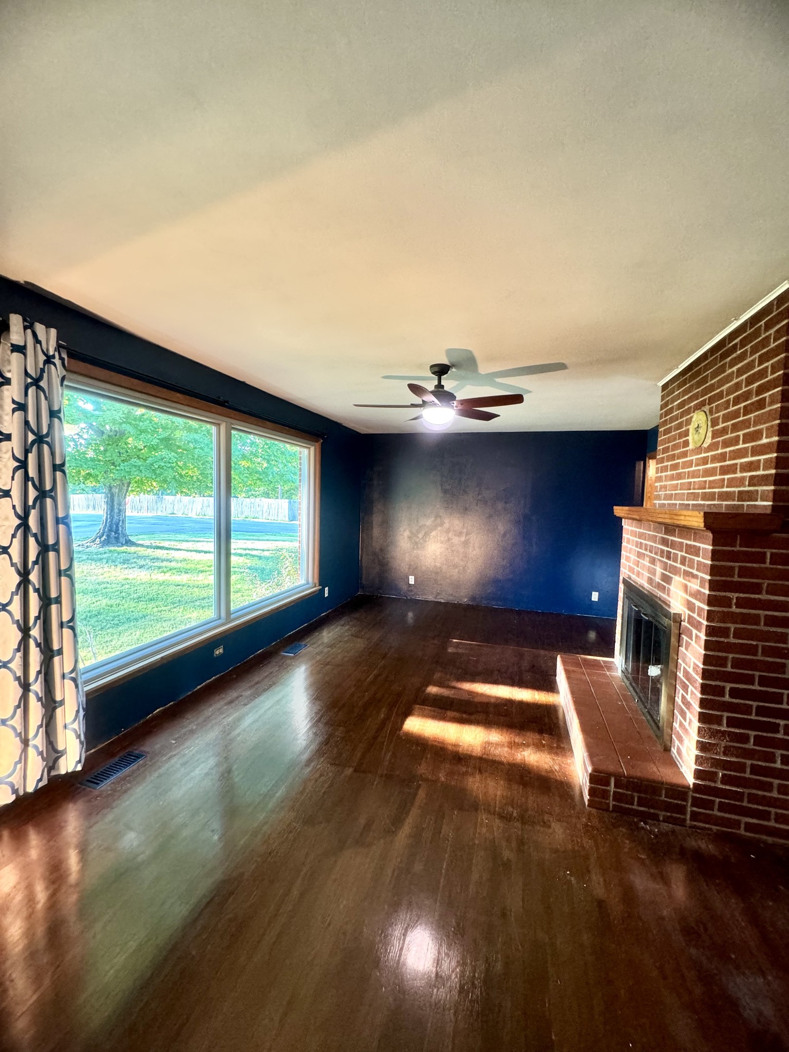 150 Church Street Tennessee Ridge, TN 37178 - Photo 4 of 25