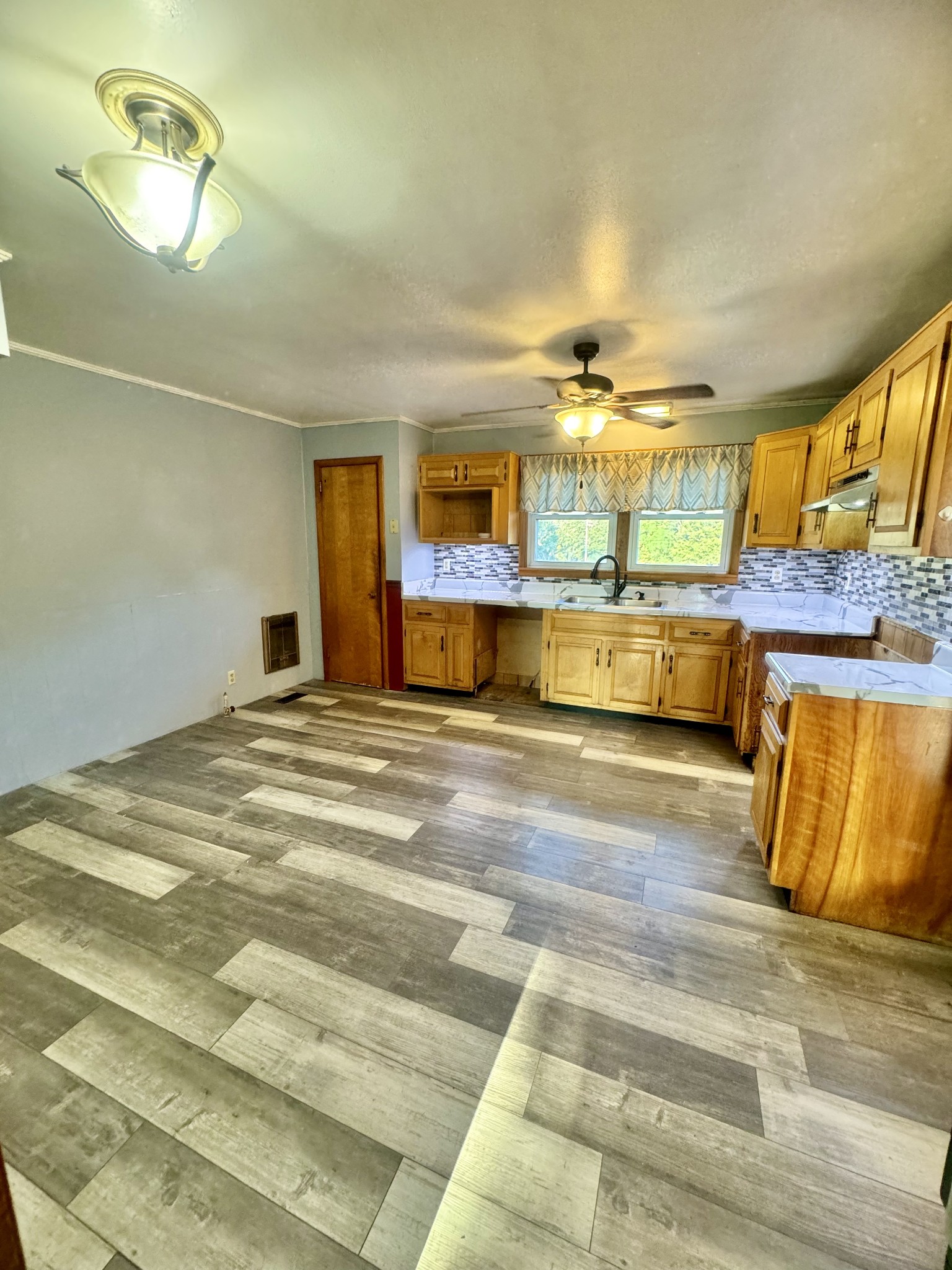 150 Church Street Tennessee Ridge, TN 37178 - Photo 10 of 25
