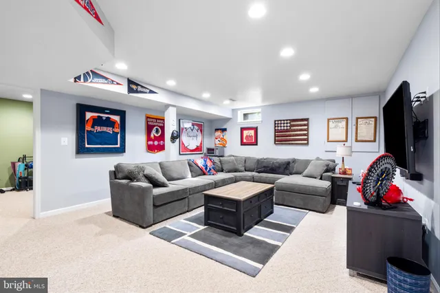 $674,900 | 205 Ivy Hill Drive, Middletown, MD 21769