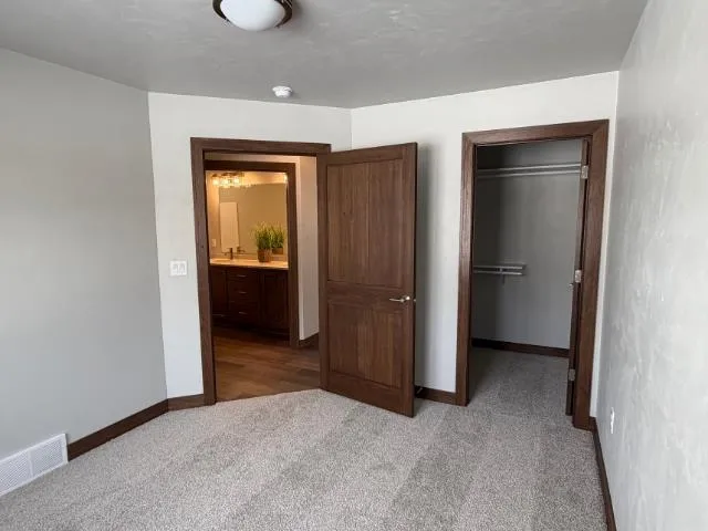 $439,000 | 1921 Lone Grove Avenue, Green Bay, WI 54303