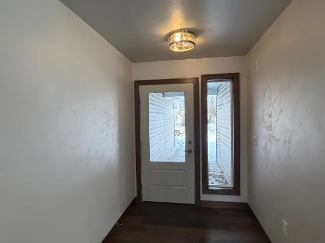 $439,000 | 1921 Lone Grove Avenue, Green Bay, WI 54303