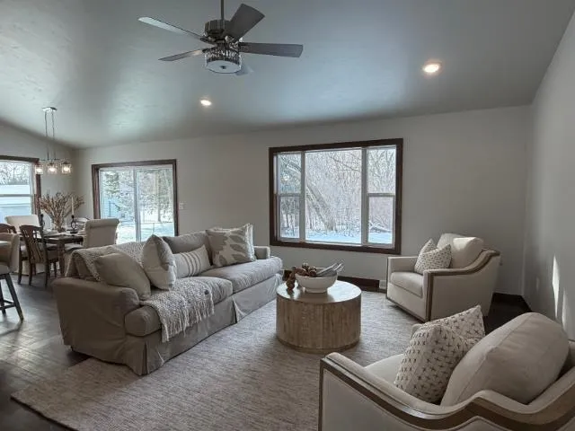 $439,000 | 1921 Lone Grove Avenue, Green Bay, WI 54303