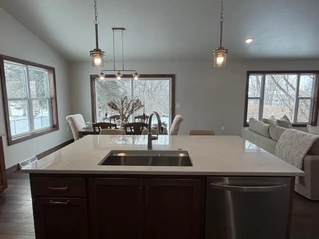 $439,000 | 1921 Lone Grove Avenue, Green Bay, WI 54303