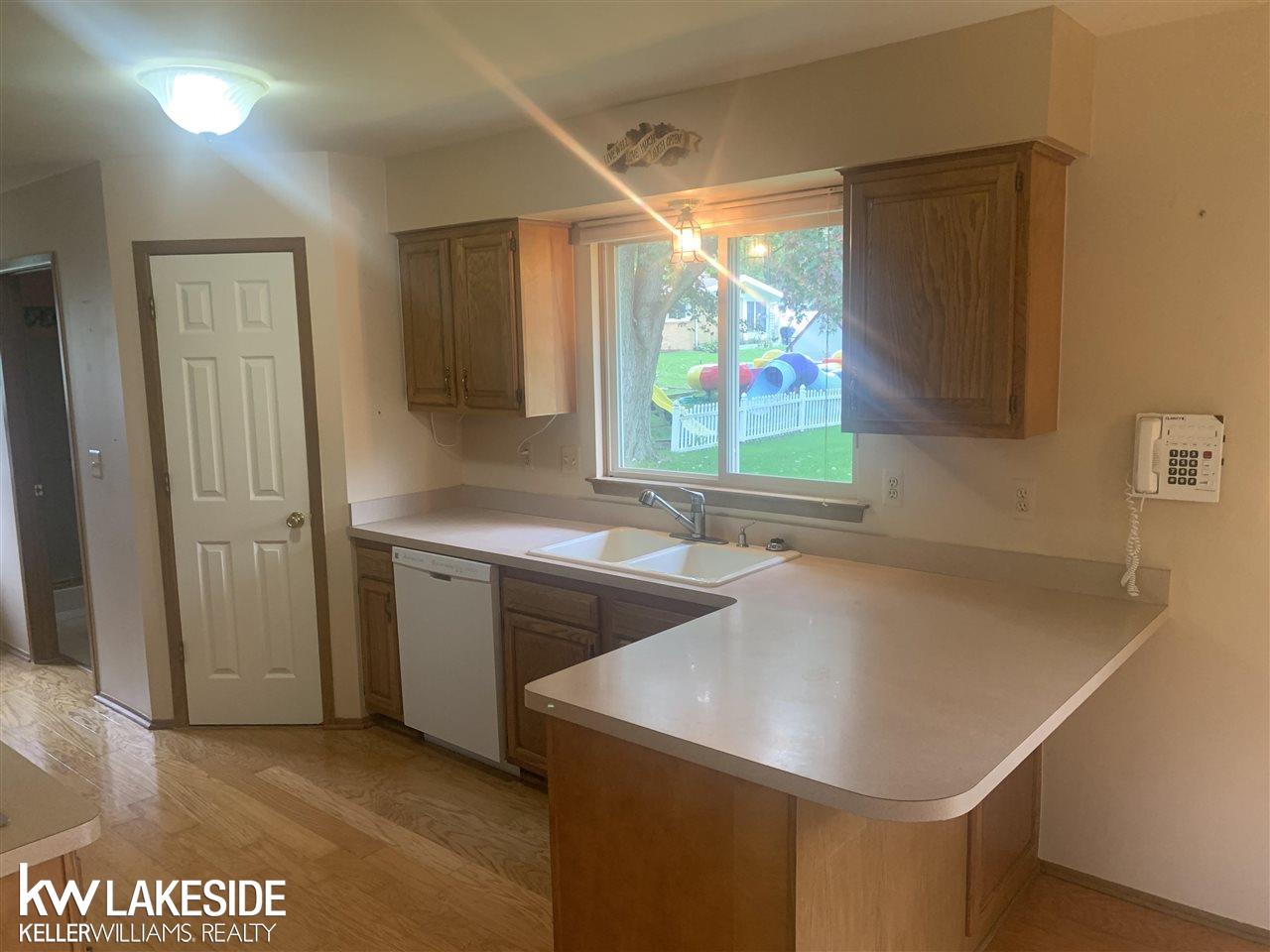70475 Mellen Street Romeo, MI 48065 - Photo 20 of 39 50056825-19.JPG