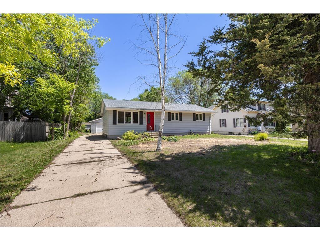 1605 4th Street Southwest Austin, MN 55912 - Photo 1 of 26