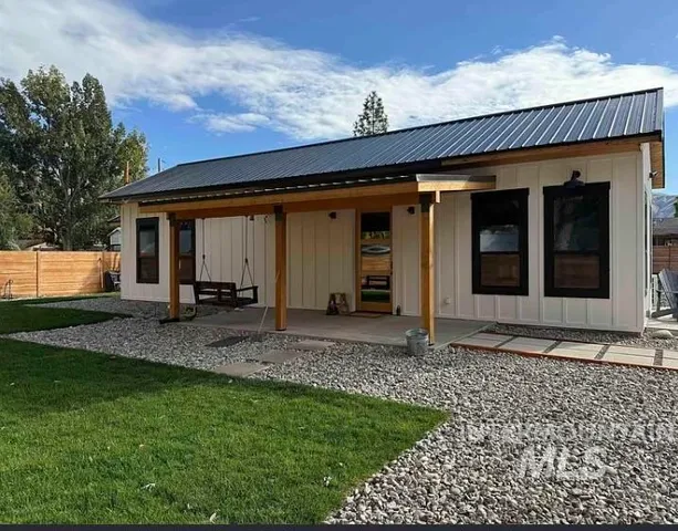$353,999 | 119 Locust Street, Horseshoe Bend, ID 83629