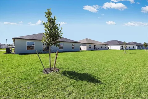 $334,999 | 4085 Caracalla Way, North Fort Myers, FL 33917