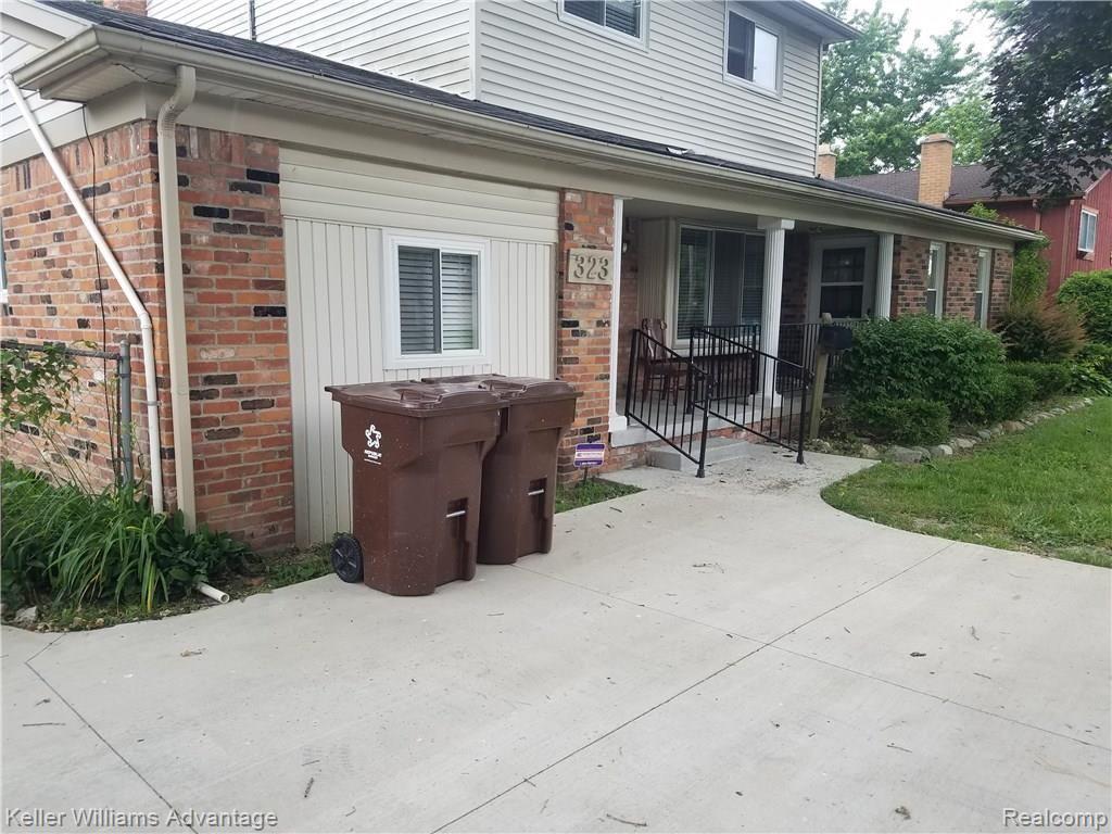 323 Harrison Street Inkster, MI 48141 - Photo 1 of 2 20170616_170256.jpg